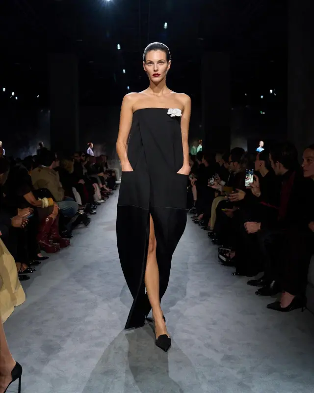 SHARP WOOL STRAPLESS EVENING DRESS BLACK online